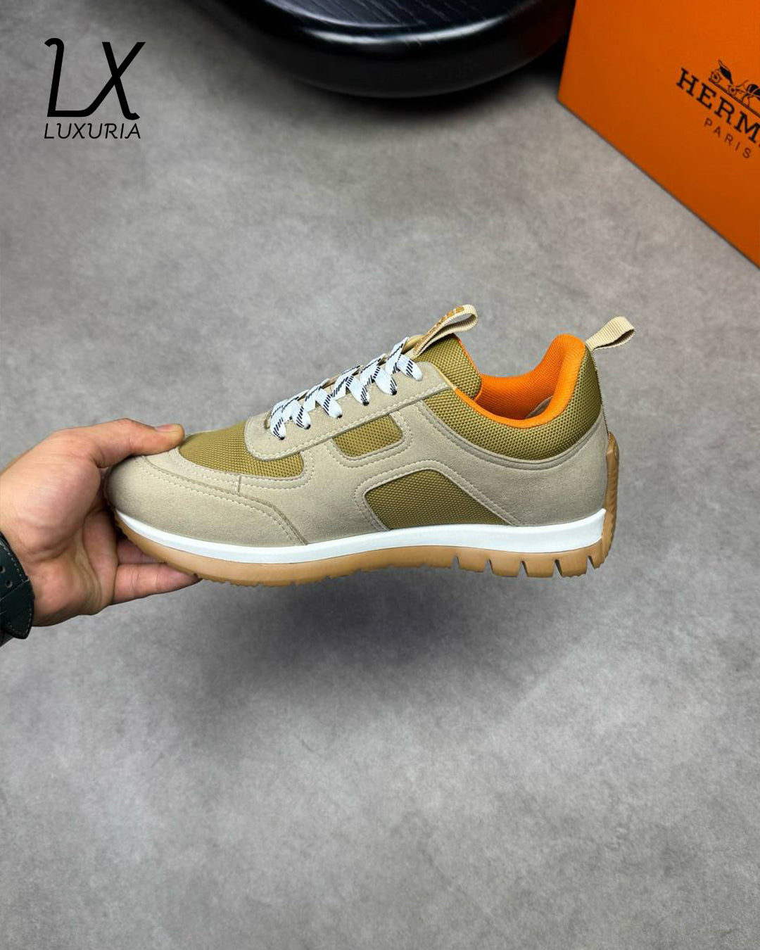 Hermès Sneakers