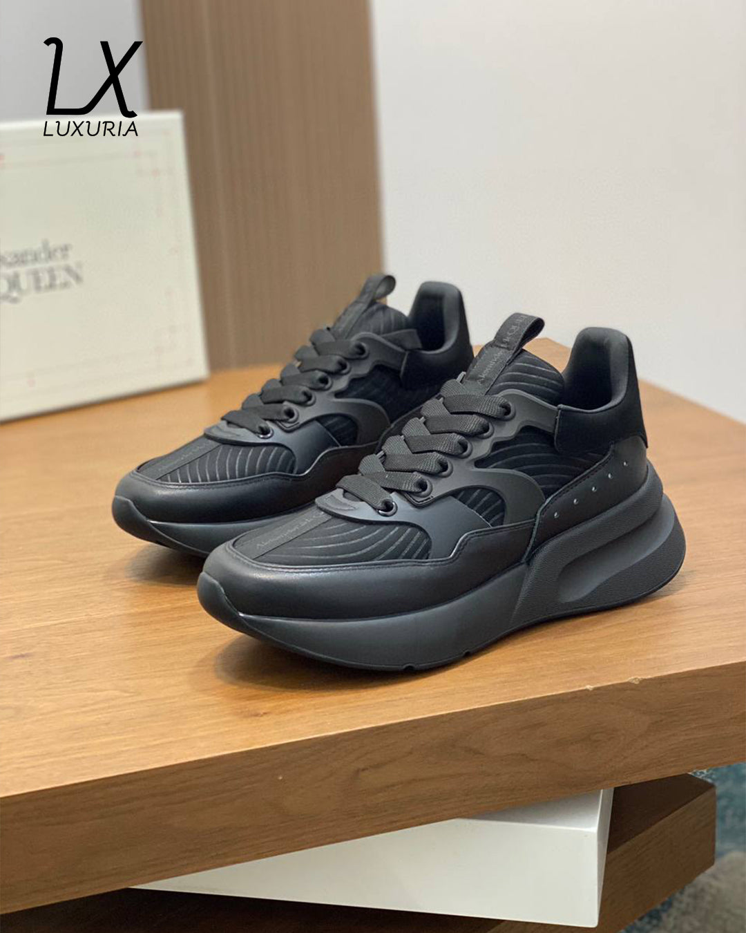 Alexander McQueen Sneaker