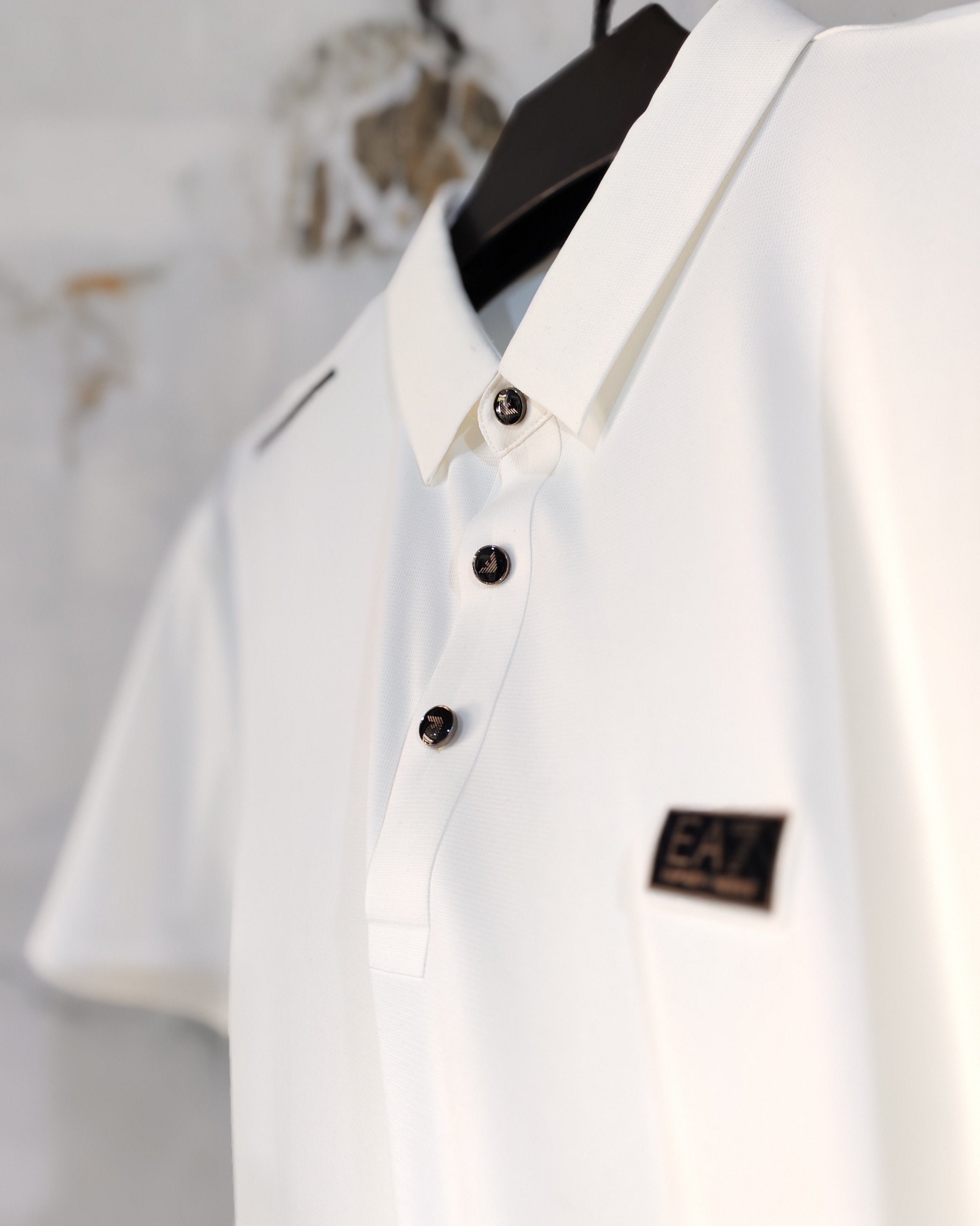 ARMANI T-SHIRT