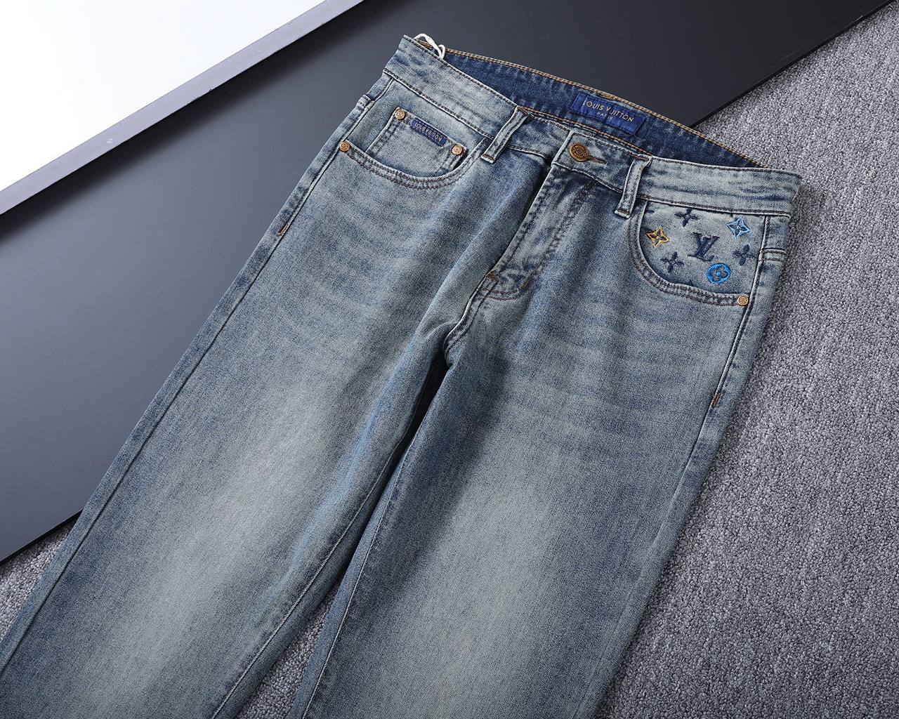 Louis Vuitton Light Blue Washed Jeans