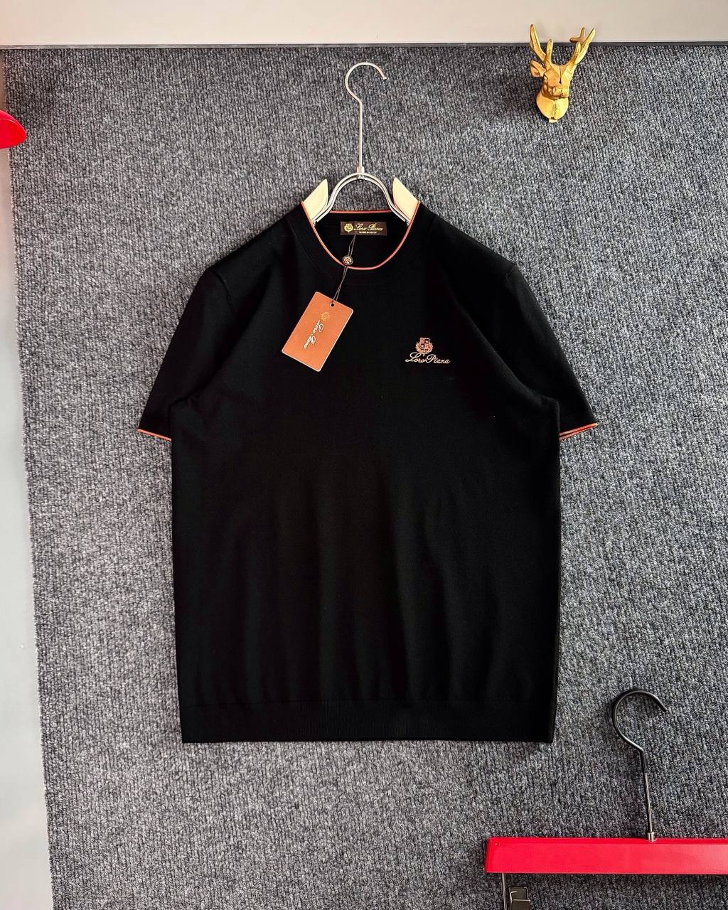 Loro Piana Premium Tee – Quiet Luxury in Black