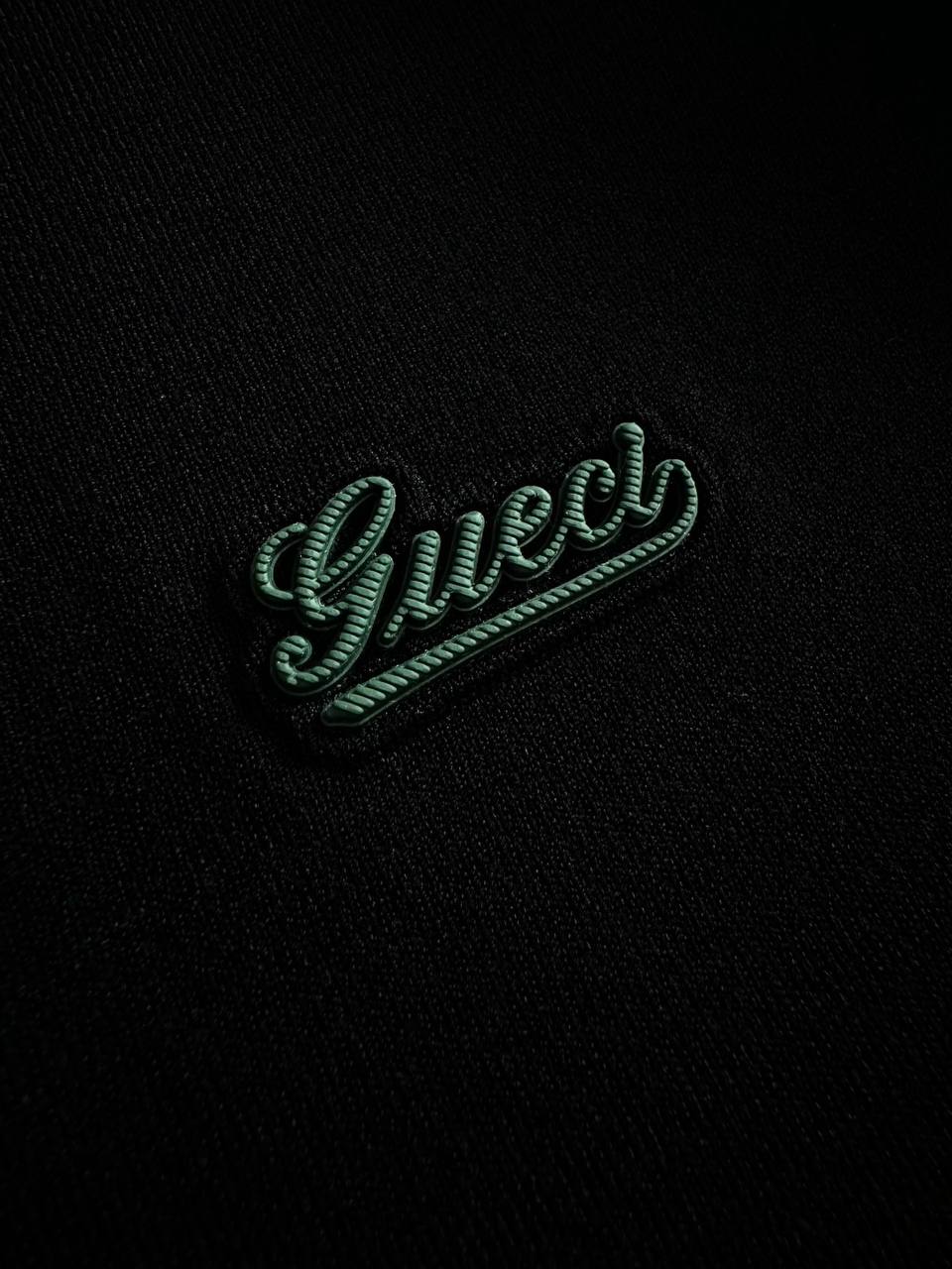 Gucci Signature Minimalist Tee – Timeless Everyday Luxury
