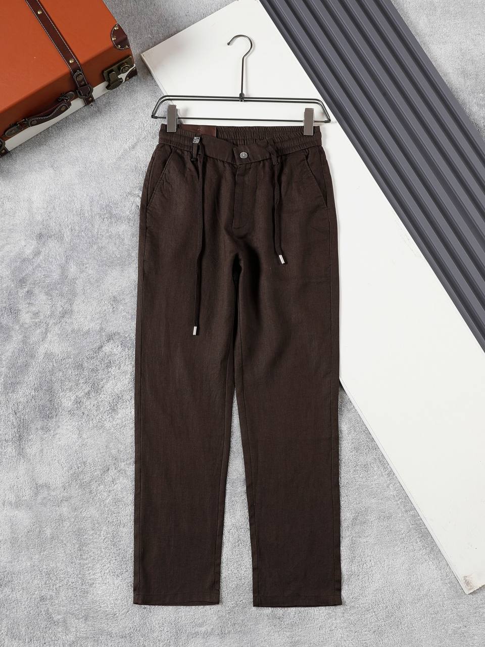 Loro Piana - Andre Linen Straight-Leg Trousers (Brown)