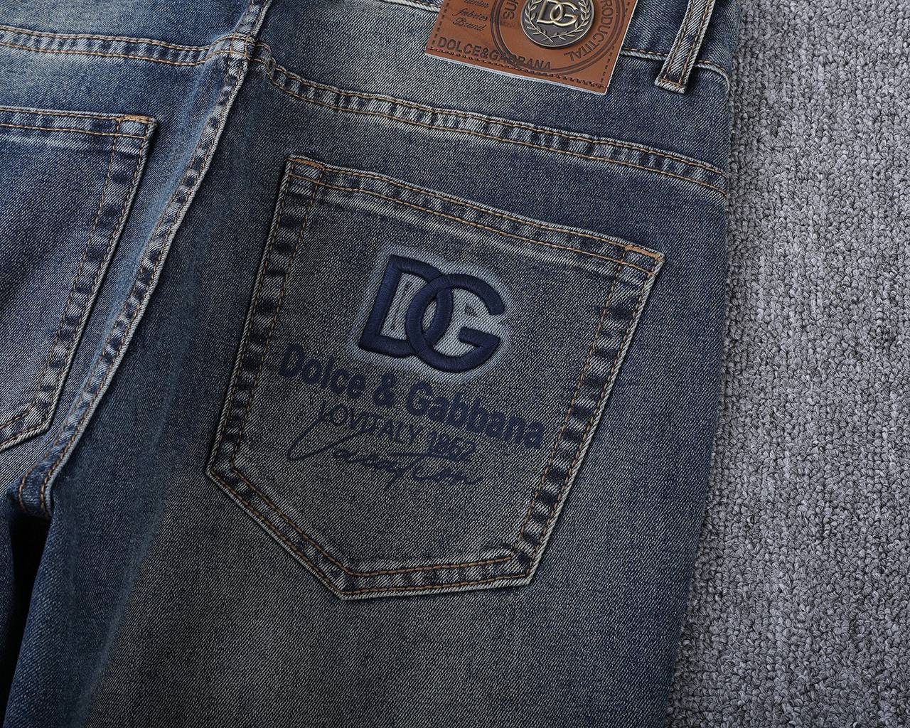 Dolce & Gabbana Denim Jeans – Timeless Luxury Style