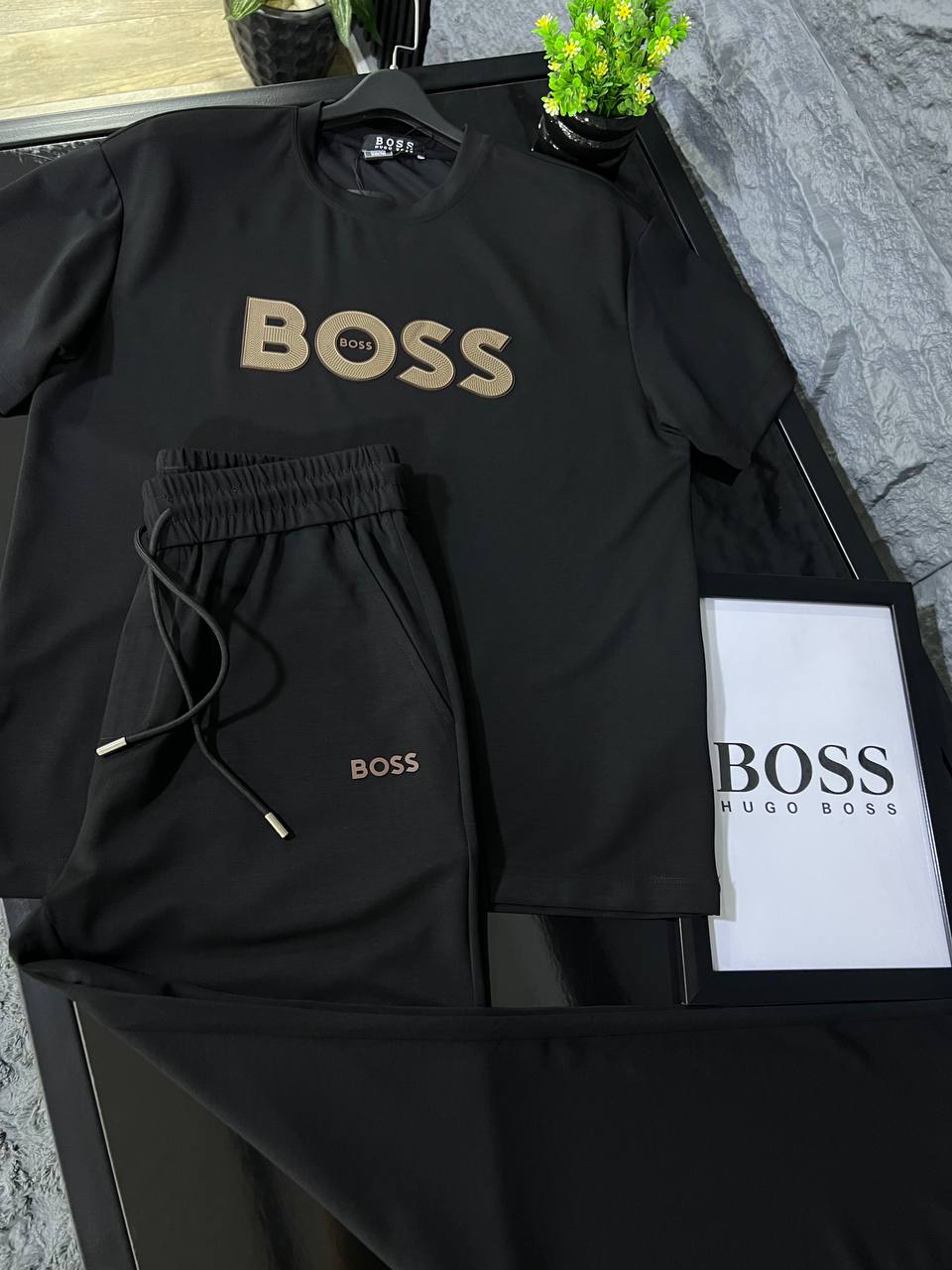 Boss - Premium Cotton Jersey T-Shirt and Trousers Set – Black with Signature Trim