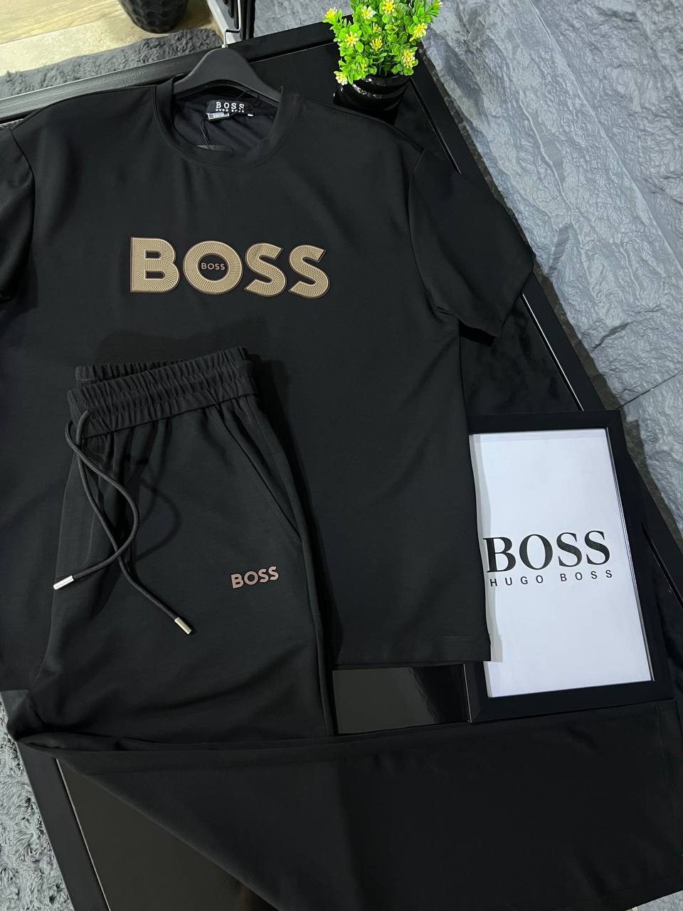 Boss - Premium Cotton Jersey T-Shirt and Trousers Set – Black with Signature Trim