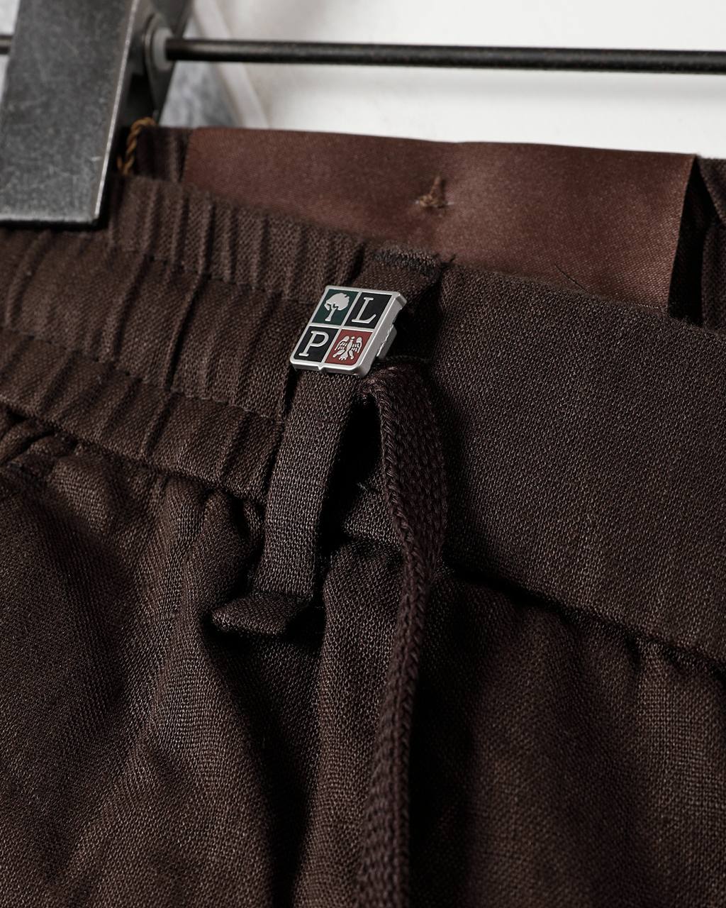 Loro Piana - Andre Linen Straight-Leg Trousers (Brown)