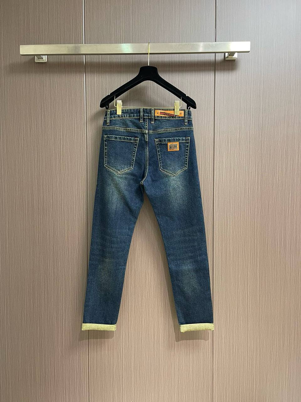CUCCI JEANS