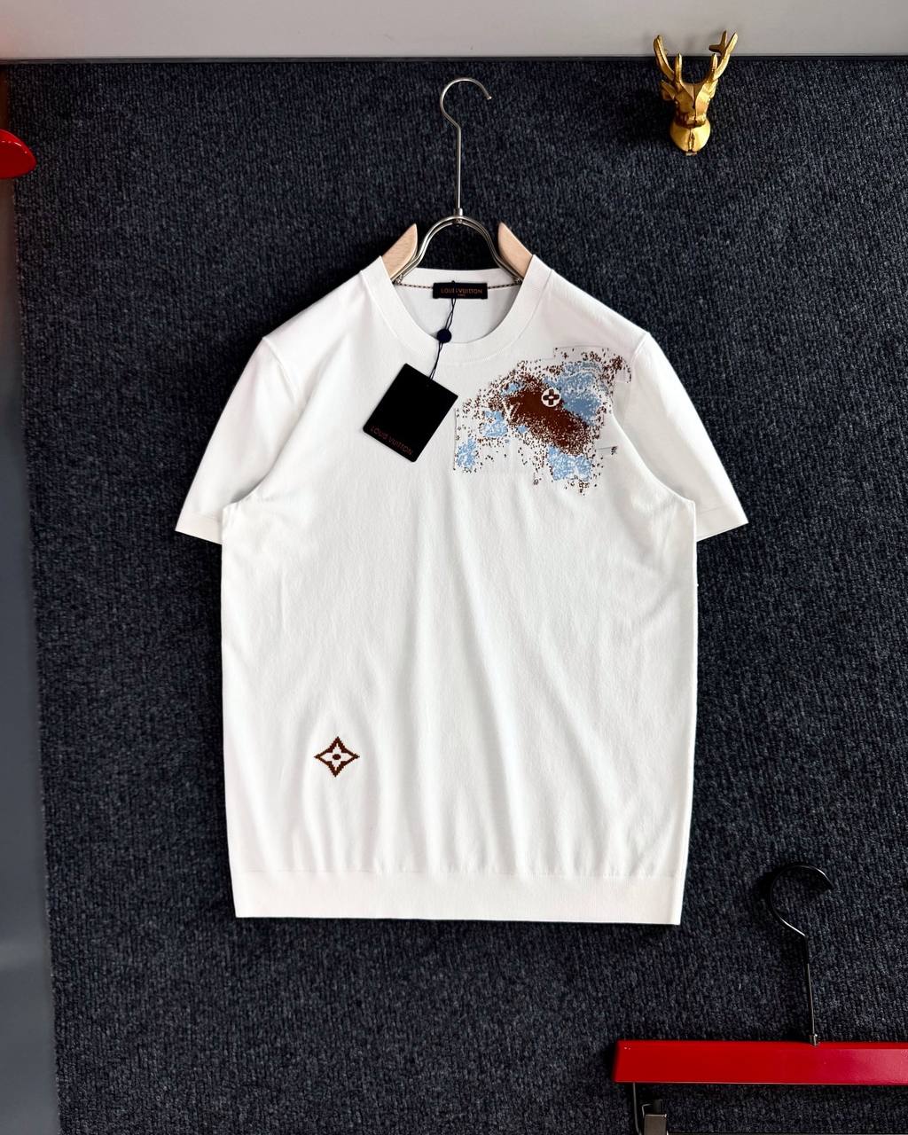 Louis Vuitton Artistic Knit Tee – Luxury Meets Creative Expression