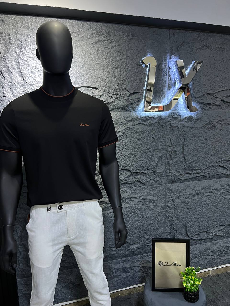 Loro Piana Black Premium T-Shirt | Minimal Luxury & Everyday Elegance