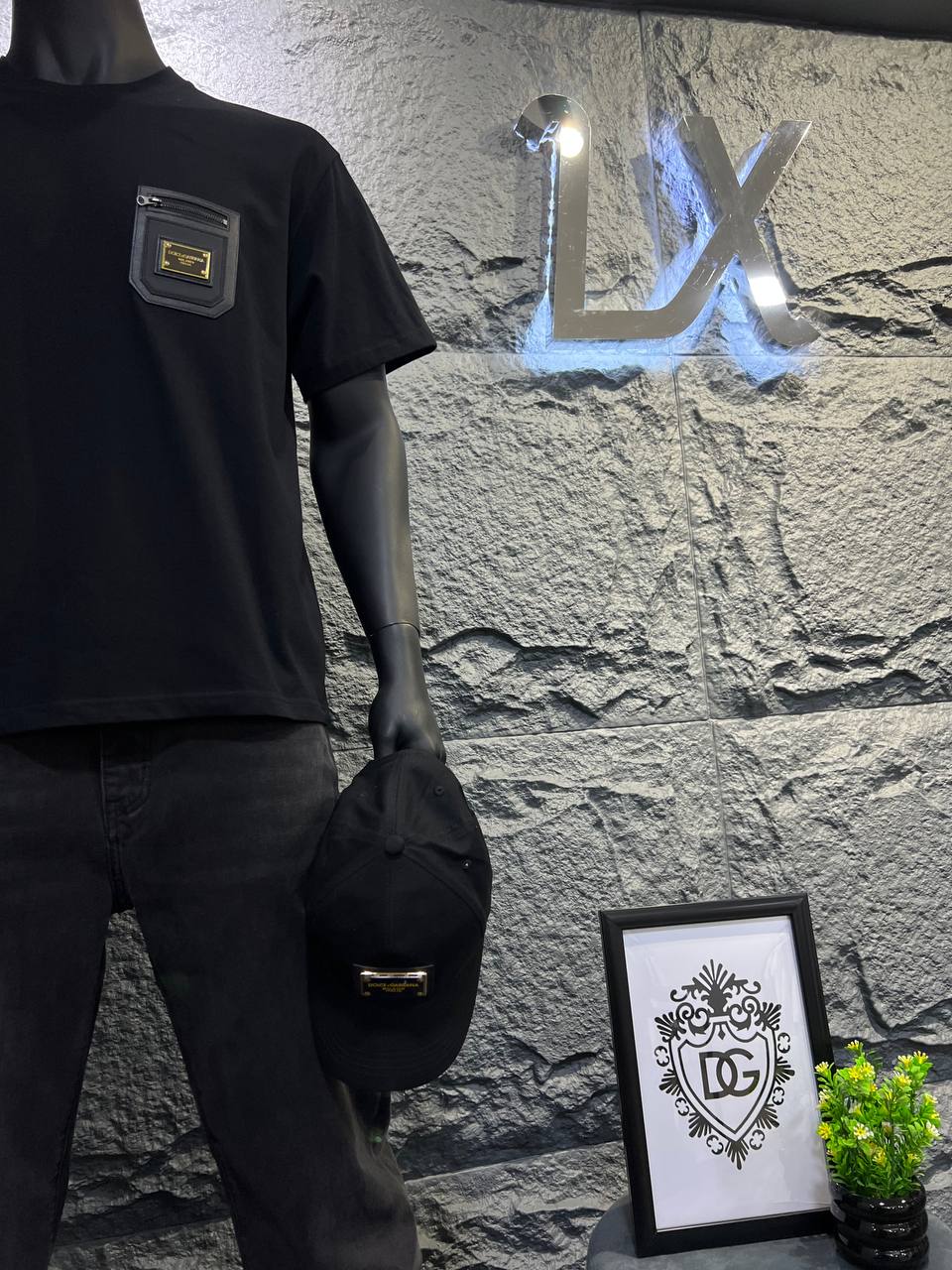 DOLCE & GABBANA T-SHIRT