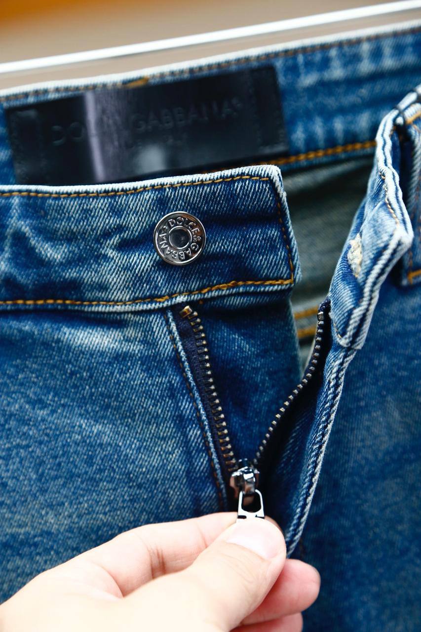 Dolce & Gabbana Denim Jeans – Signature Style