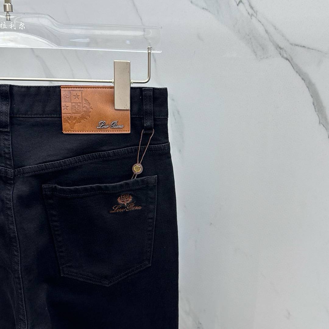 Loro Piana Classic Black Jeans – Premium Men's Slim Fit Denim