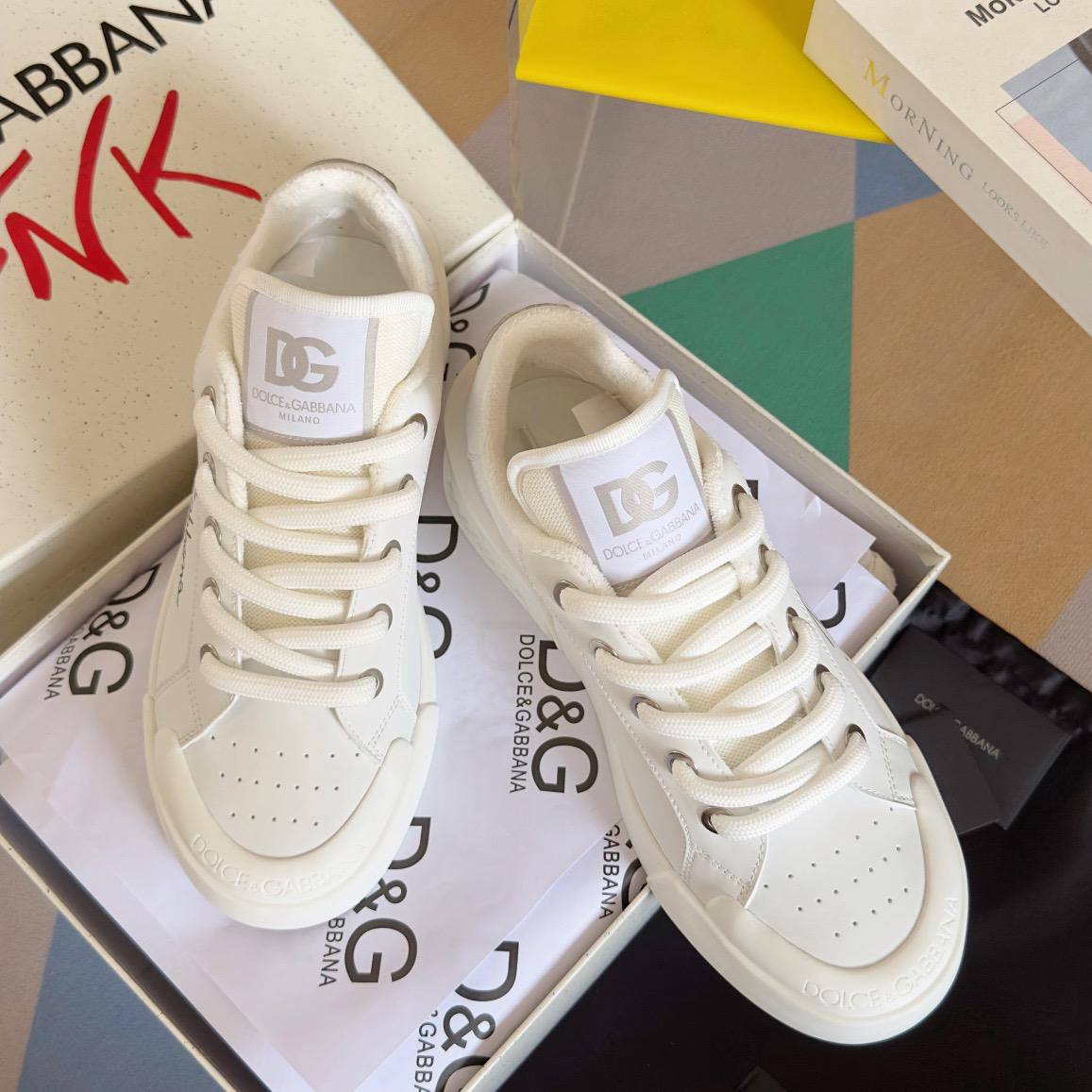 Dolce & Gabbana Sneakers – White Signature Edition