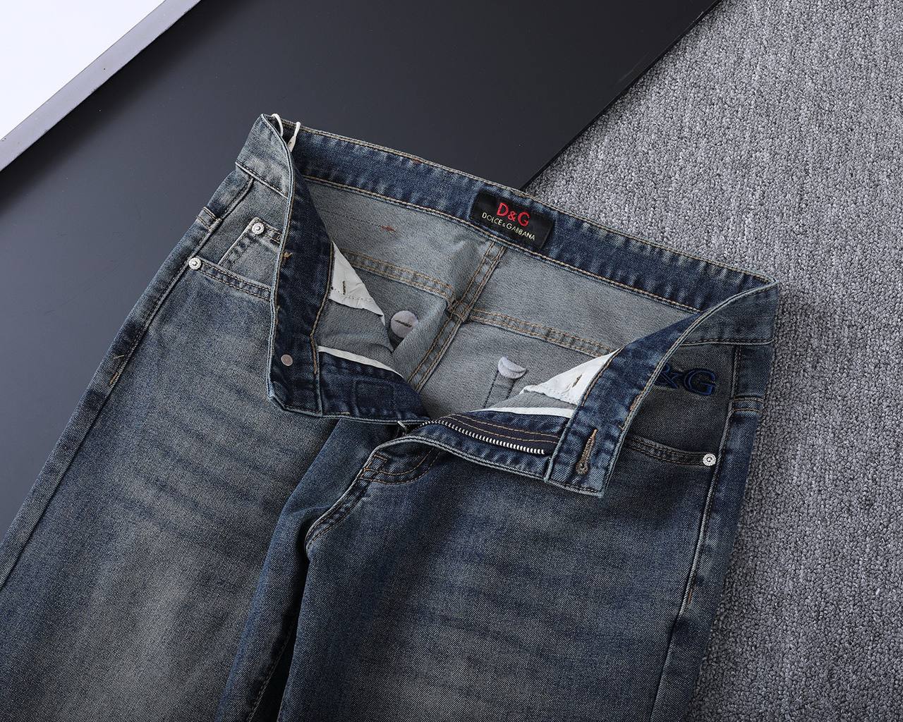 Dolce & Gabbana Denim Jeans – Timeless Luxury Style