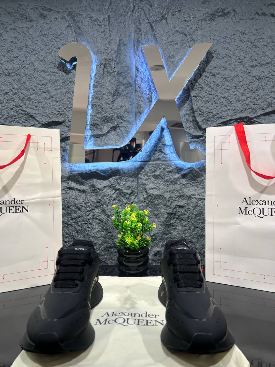 Alexander McQueen Sneaker