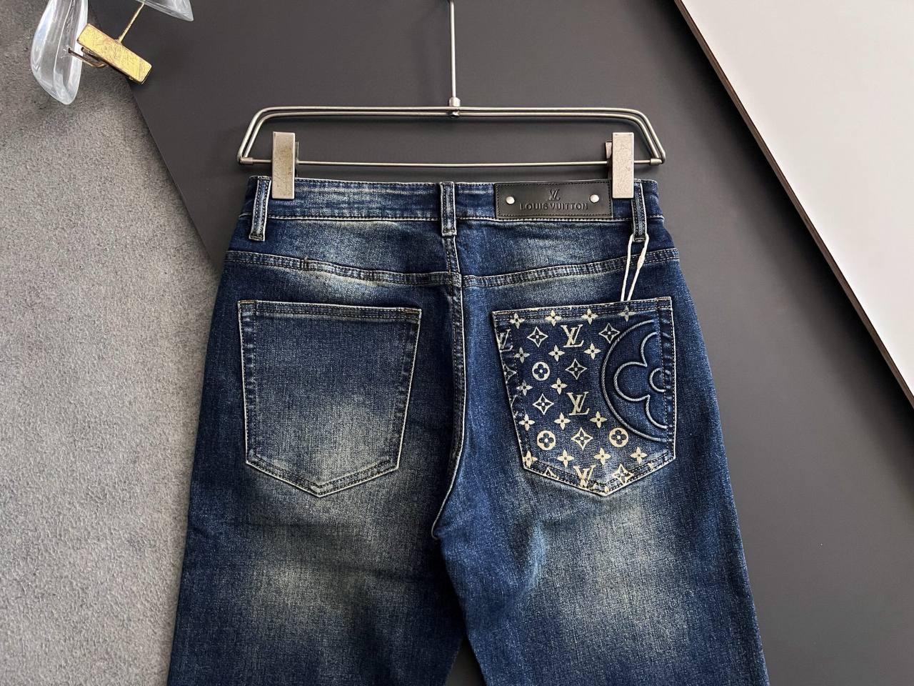 LOUIS VUITTON PANT