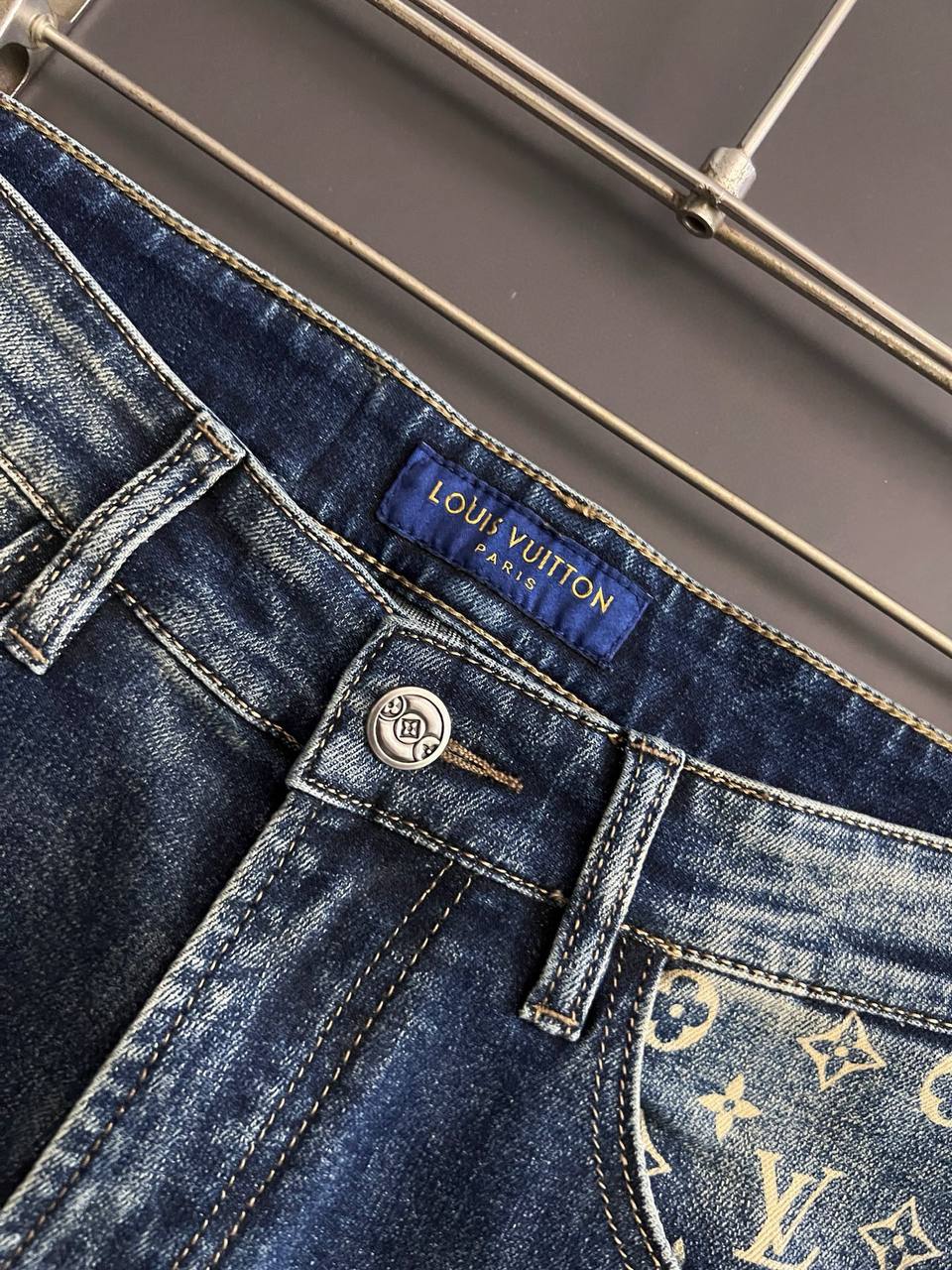 LOUIS VUITTON PANT