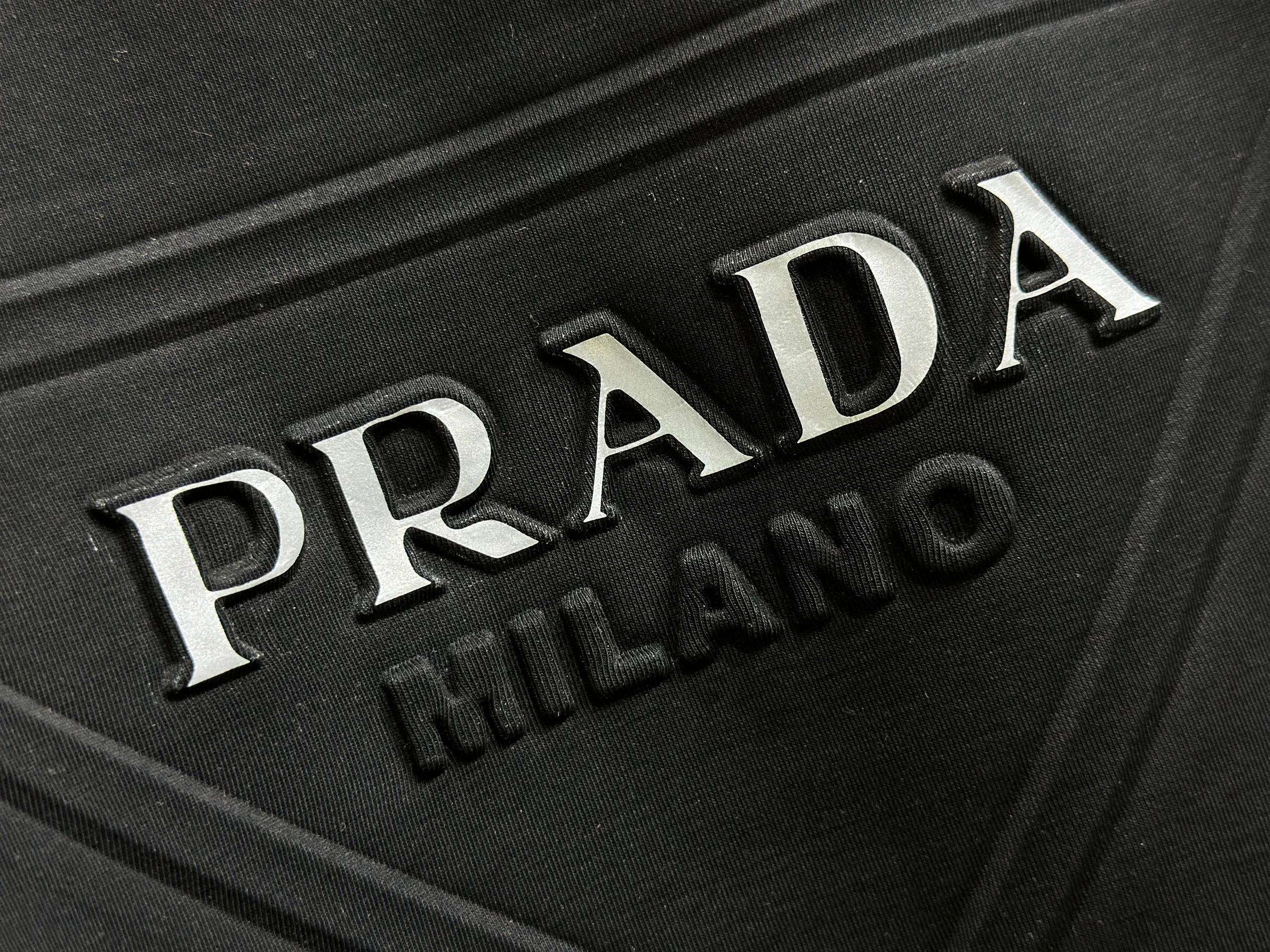 Prada T-Shirt – Black Logo Edition