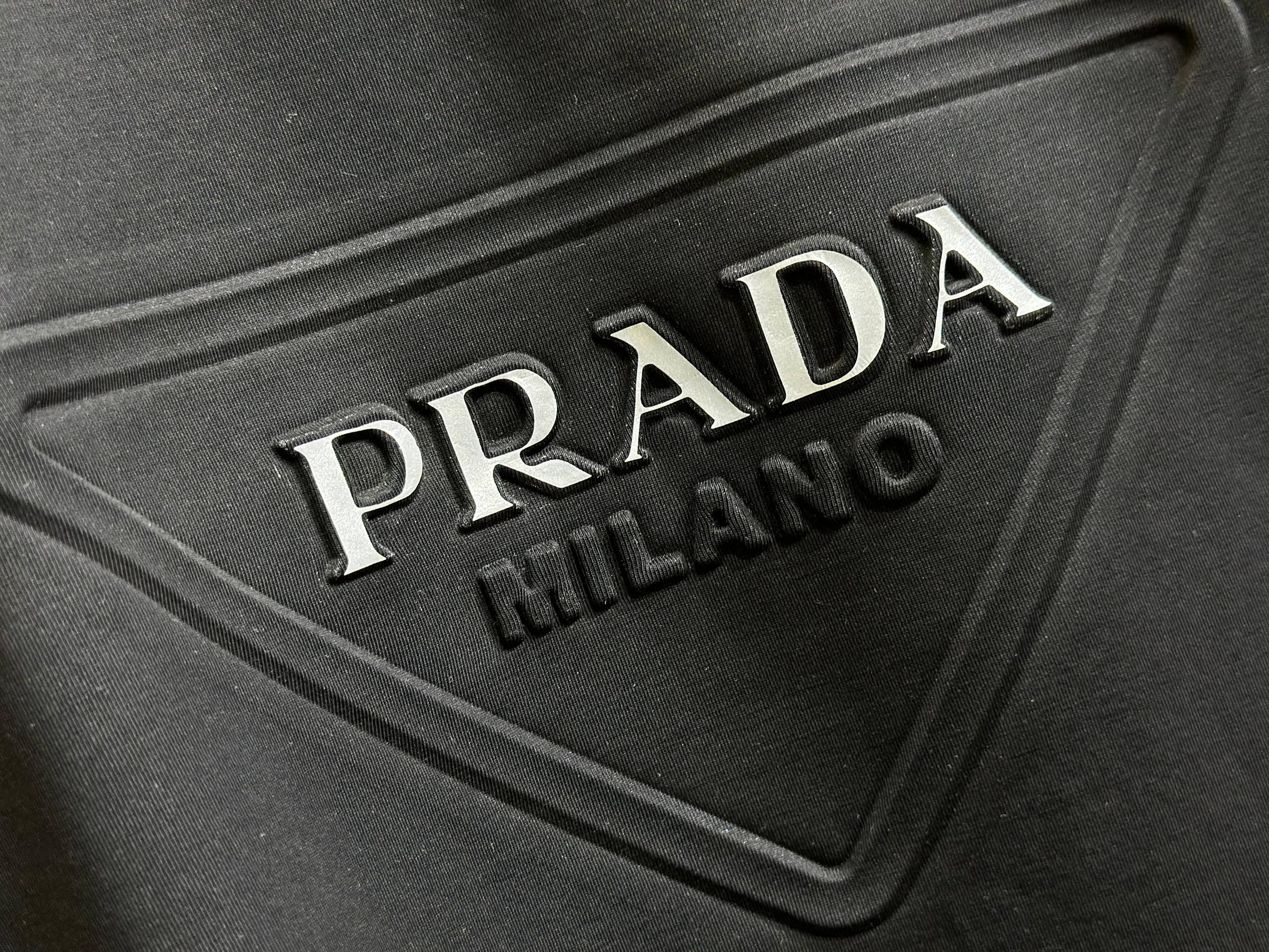 Prada T-Shirt – Black Logo Edition