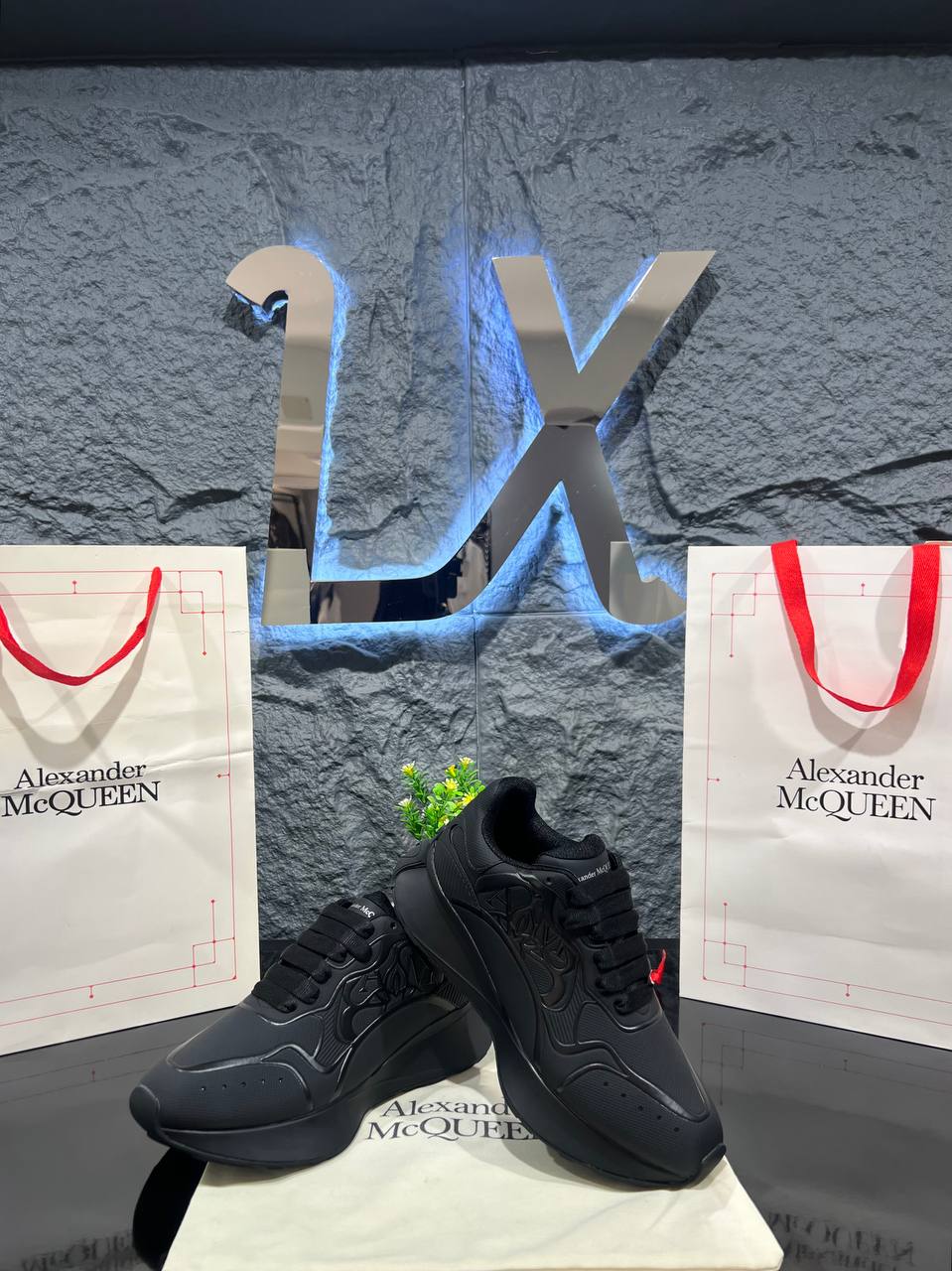 Alexander McQueen Sneaker