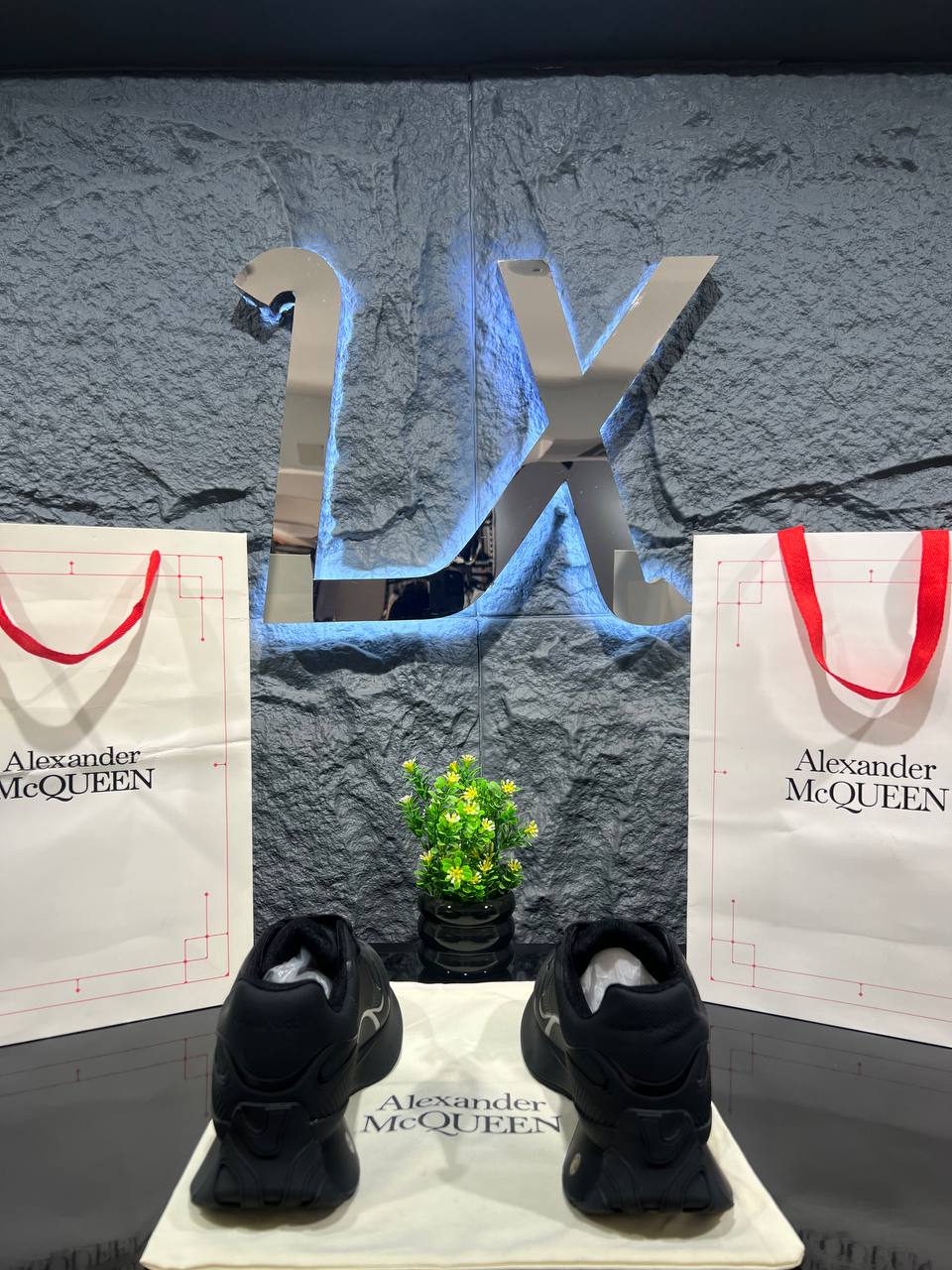 Alexander McQueen Sneaker