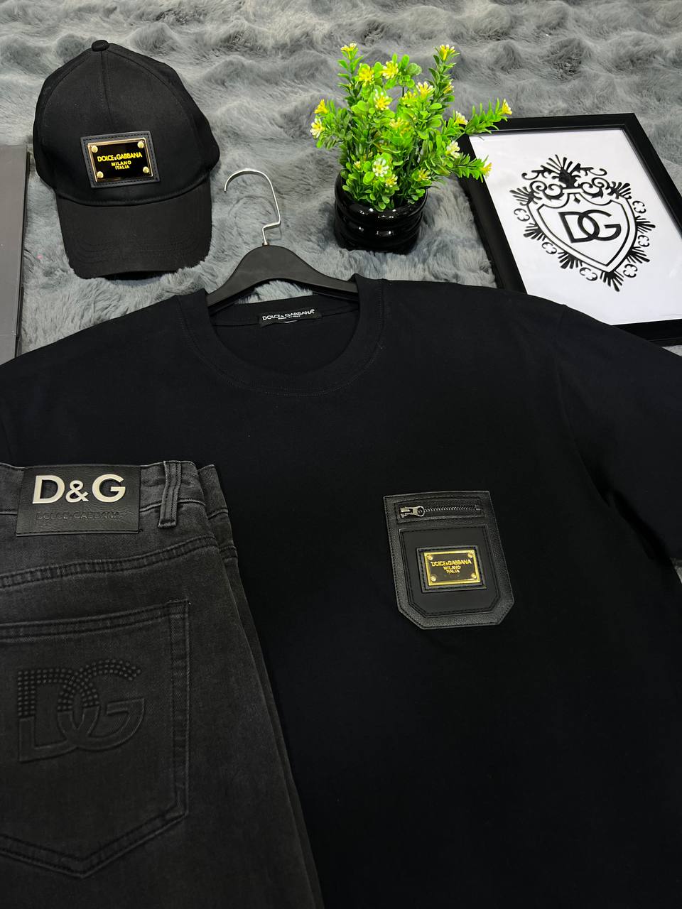 DOLCE & GABBANA T-SHIRT