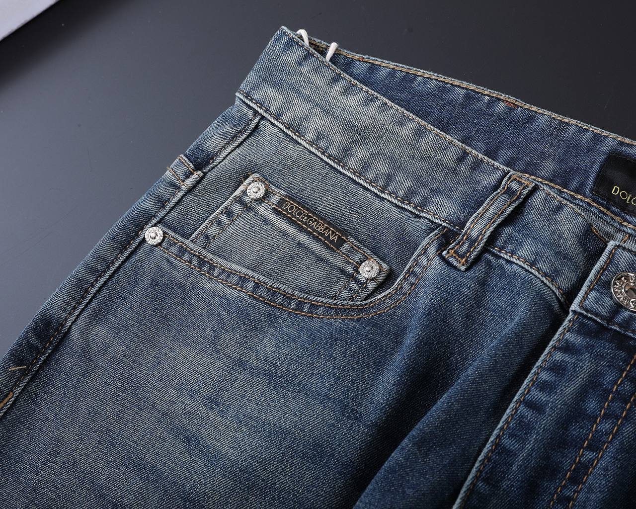 Dolce & Gabbana Denim Jeans – Timeless Luxury Style